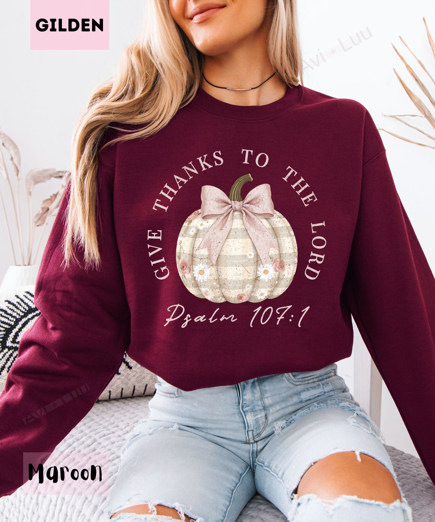 Plaid Pumpkin | Gilden Unisex Sweatshirt