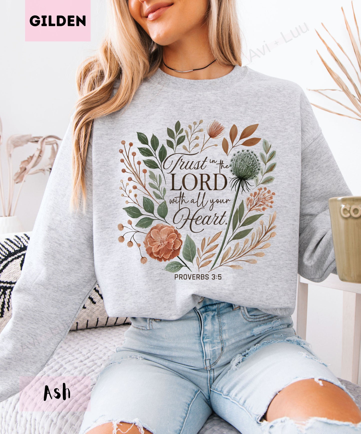 Trust In The Lord | Gilden Unisex Sweatshirt
