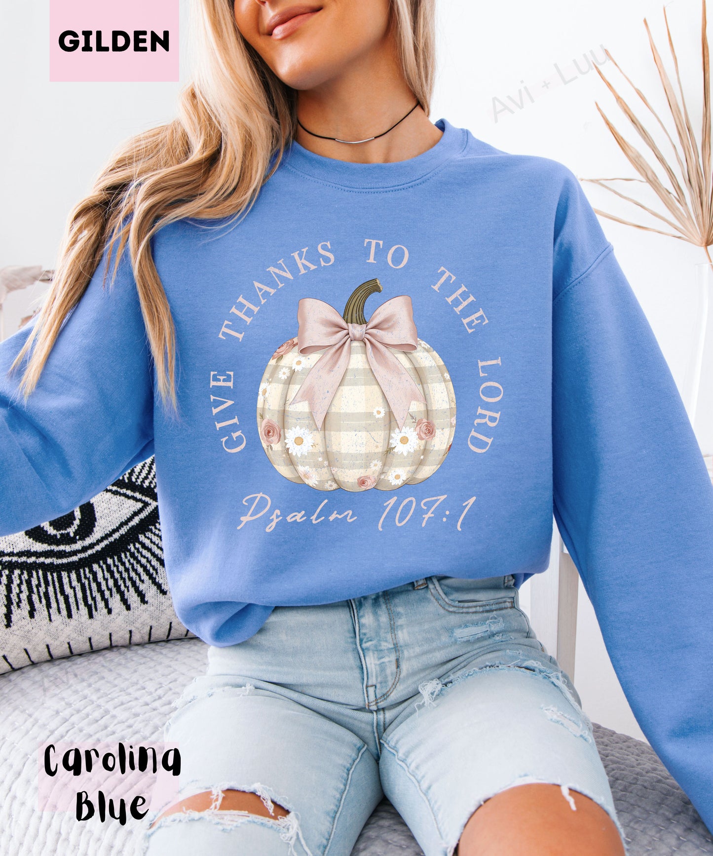 Plaid Pumpkin | Gilden Unisex Sweatshirt