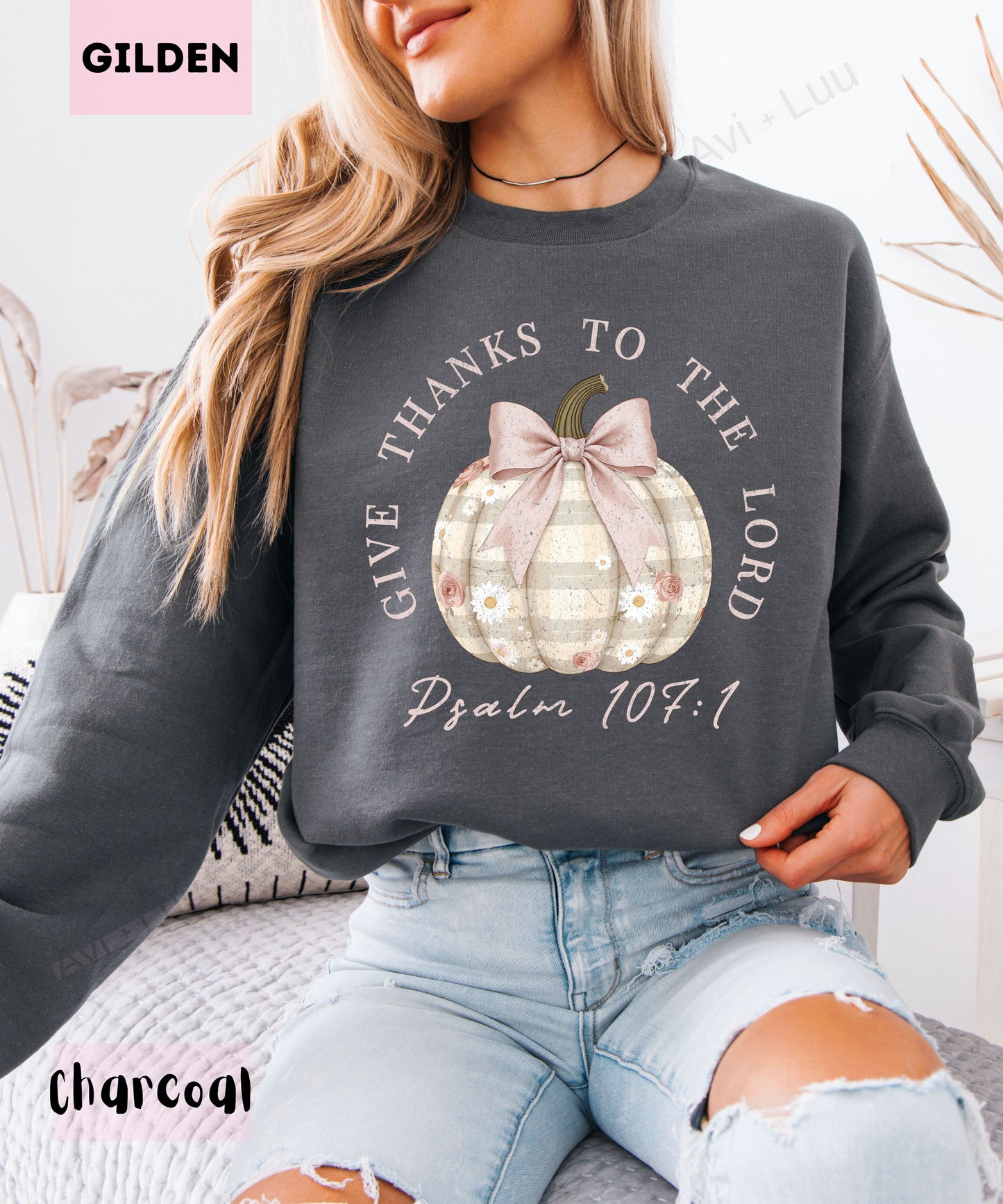 Plaid Pumpkin | Gilden Unisex Sweatshirt