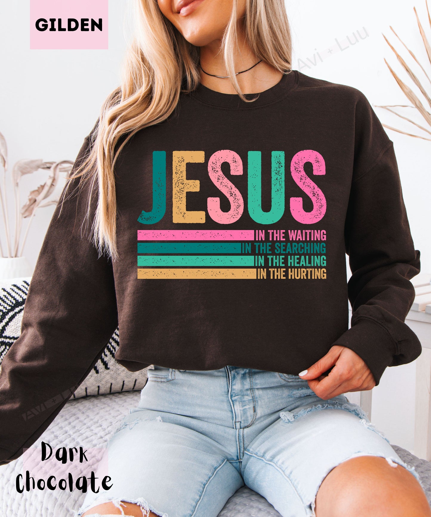 Jesus Colorful Lines | Gilden Unisex Sweatshirt