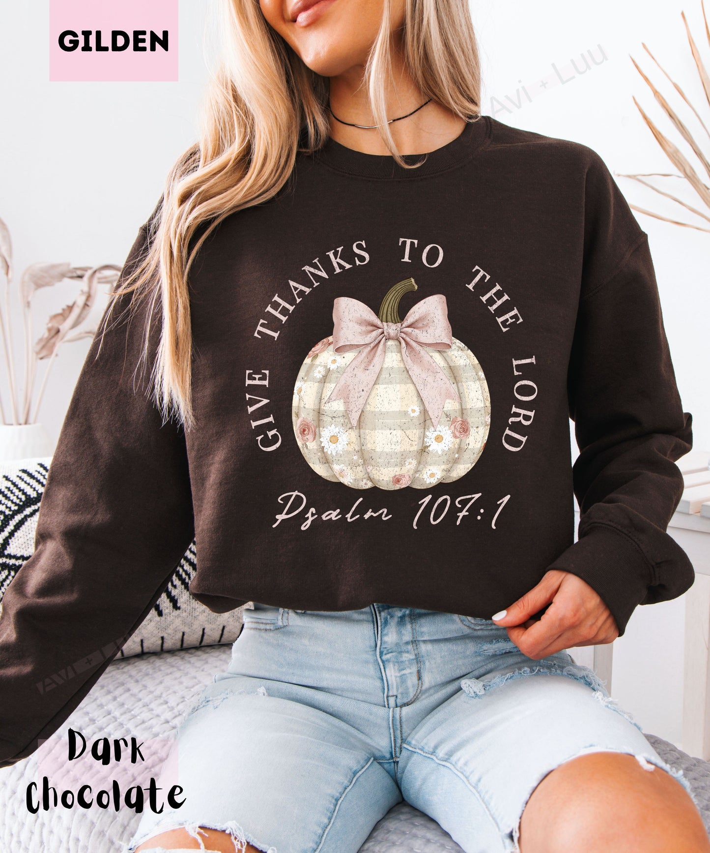 Plaid Pumpkin | Gilden Unisex Sweatshirt