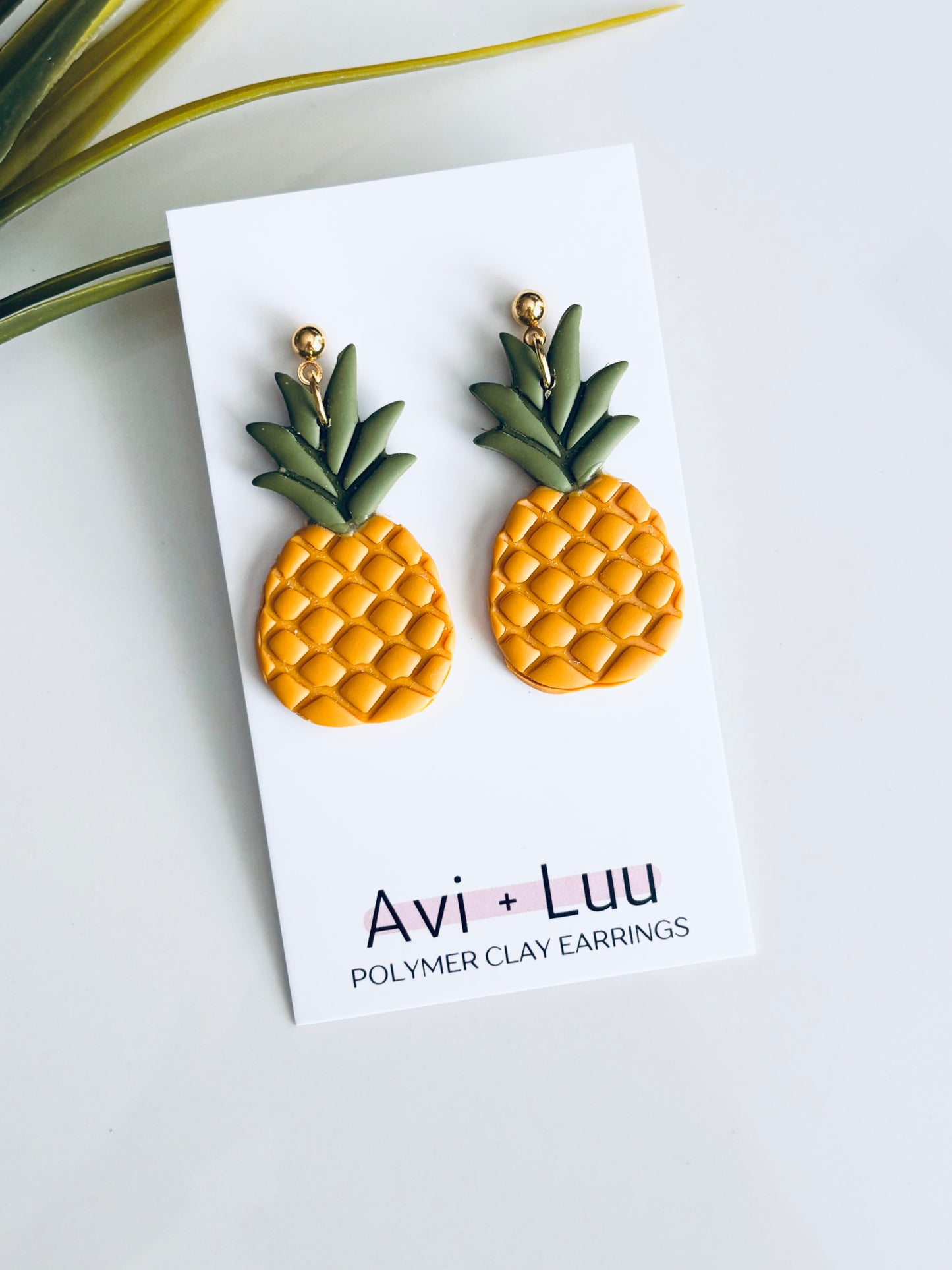 Pineapple Dangle