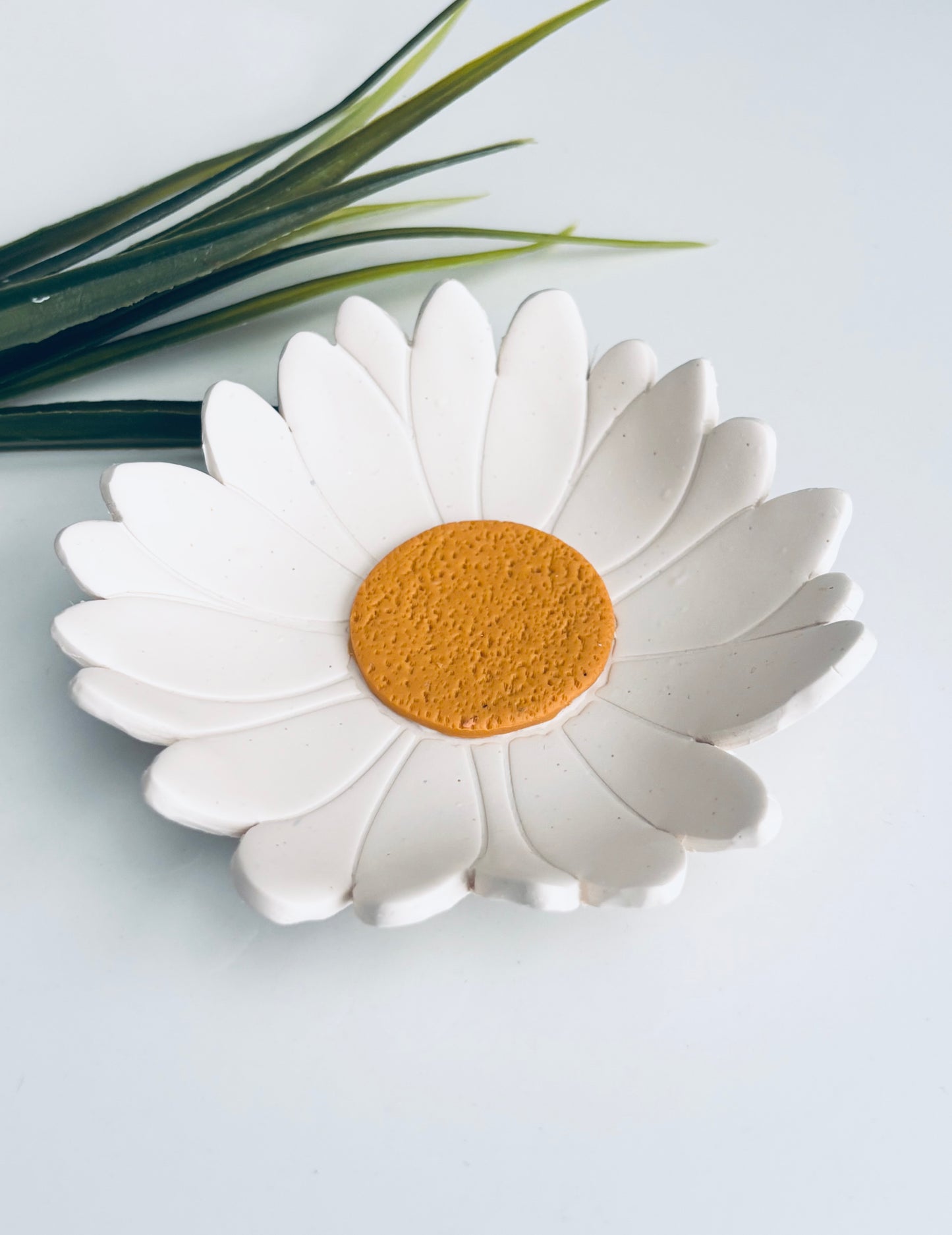Daisy Trinket Dish