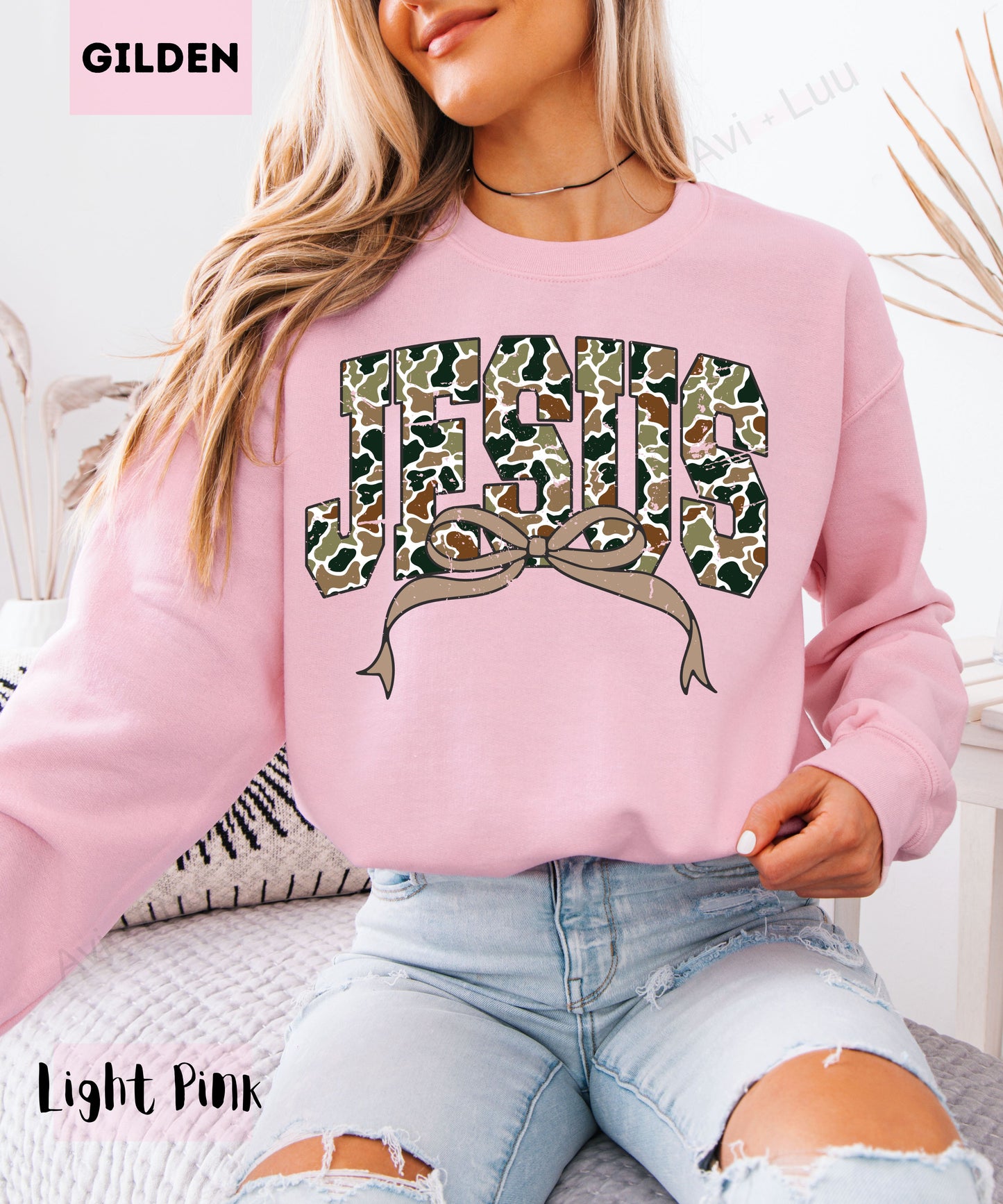 Camo Jesus | Gilden Unisex Sweatshirt