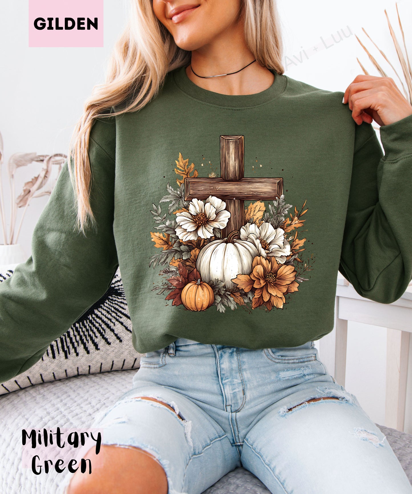 Wooden Cross Pumpkin Flower | Gilden Unisex Sweatshirt