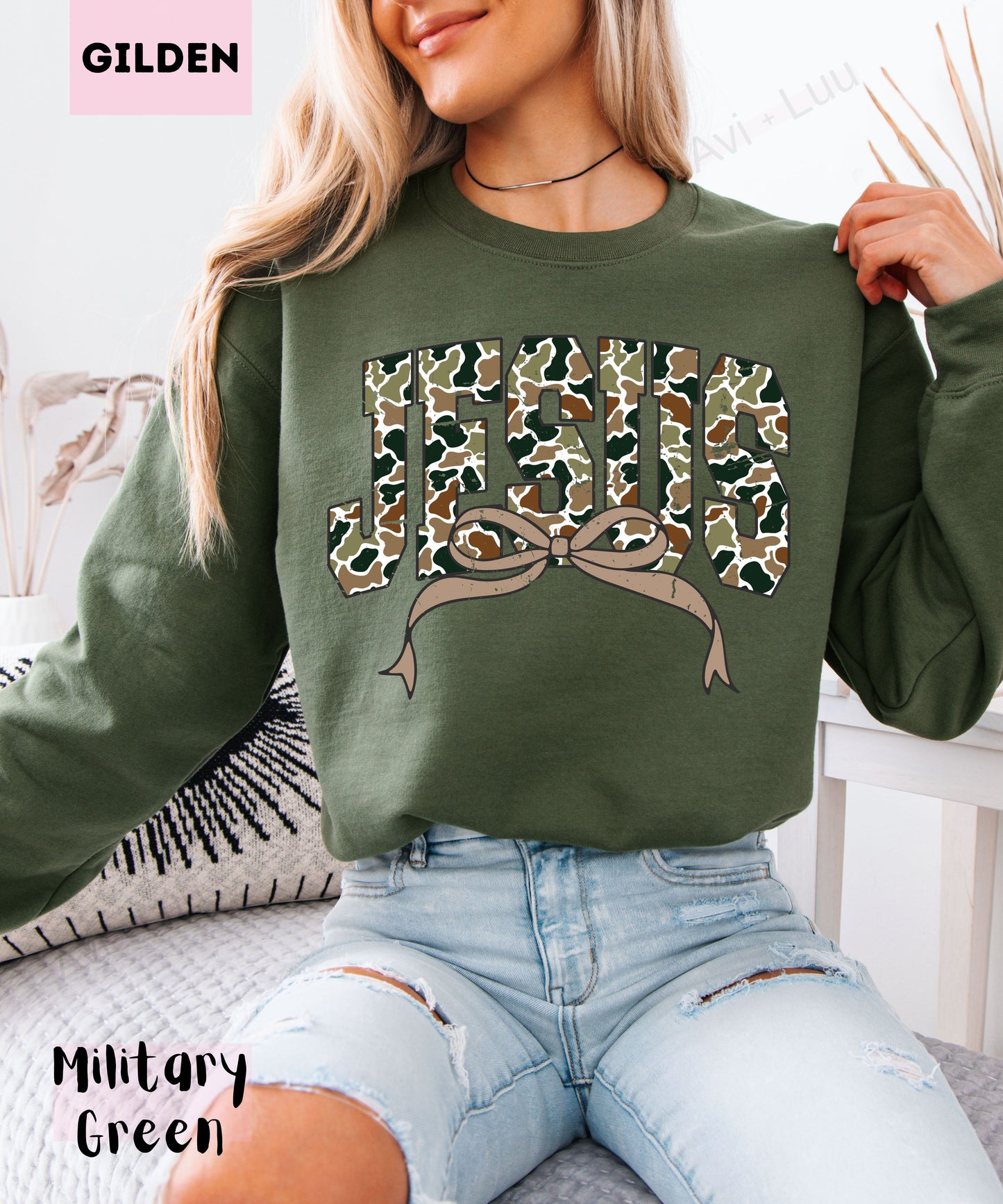 Camo Jesus | Gilden Unisex Sweatshirt