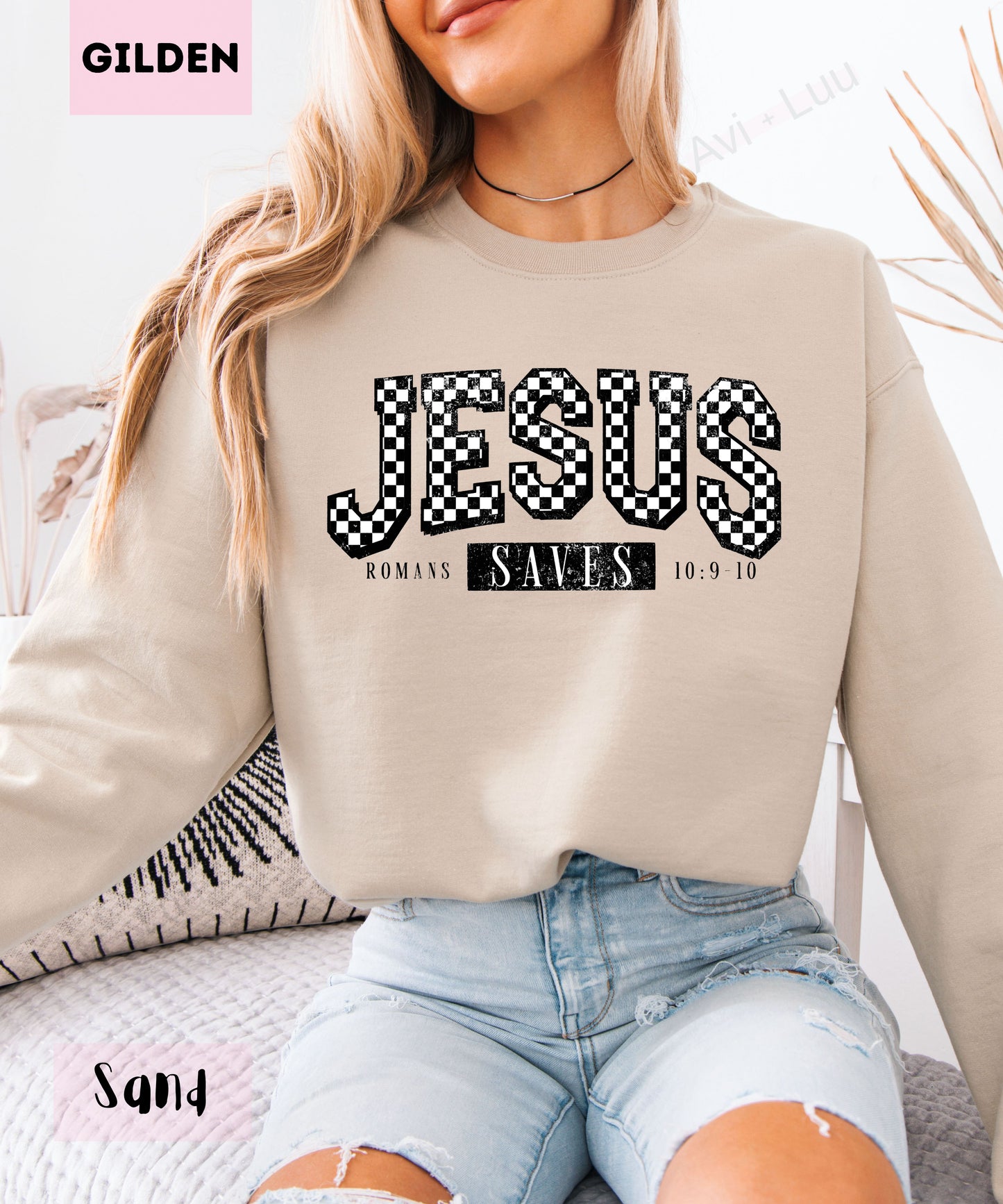 Checkered Jesus | Gilden Unisex Sweatshirt