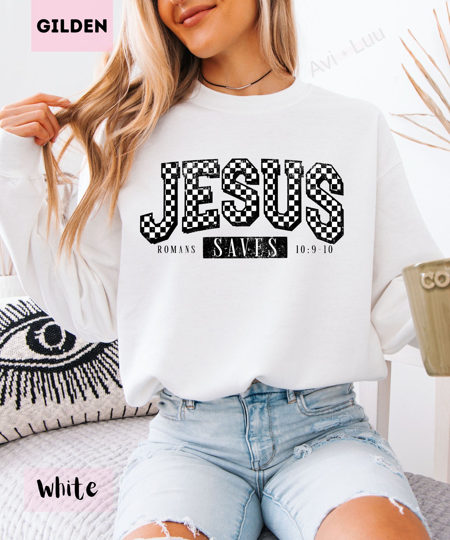 Checkered Jesus | Gilden Unisex Sweatshirt