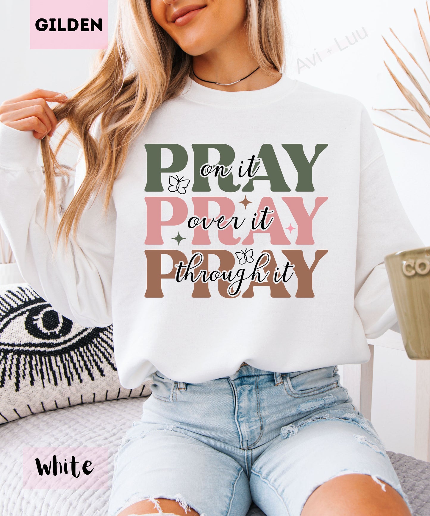Pray Pray Pray | Gilden Unisex Sweatshirt