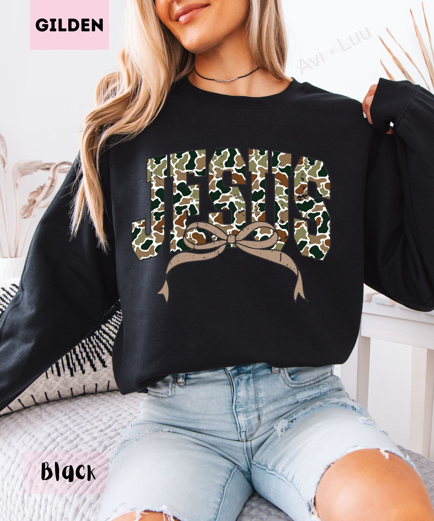 Camo Jesus | Gilden Unisex Sweatshirt