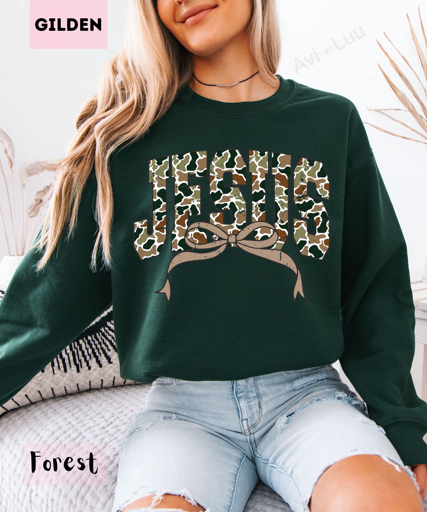 Camo Jesus | Gilden Unisex Sweatshirt