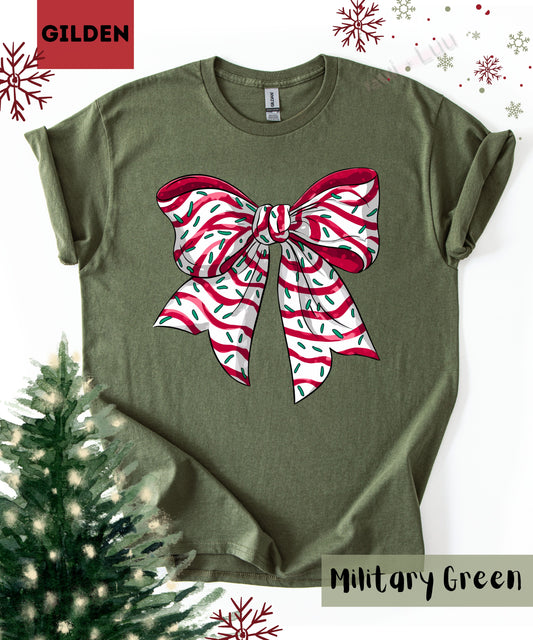 Cake Bow | Gilden Unisex T-Shirt