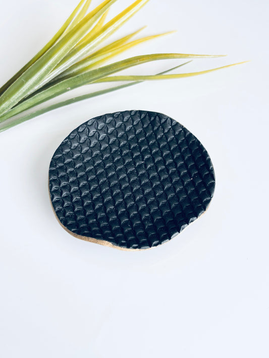 Black Trinket