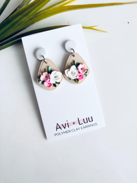 Floral Tan Diamonds