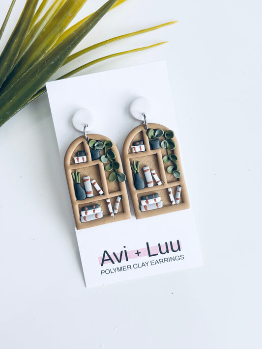 Arch Bookshelf Dangle