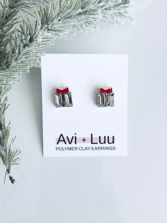 Metal Present Studs