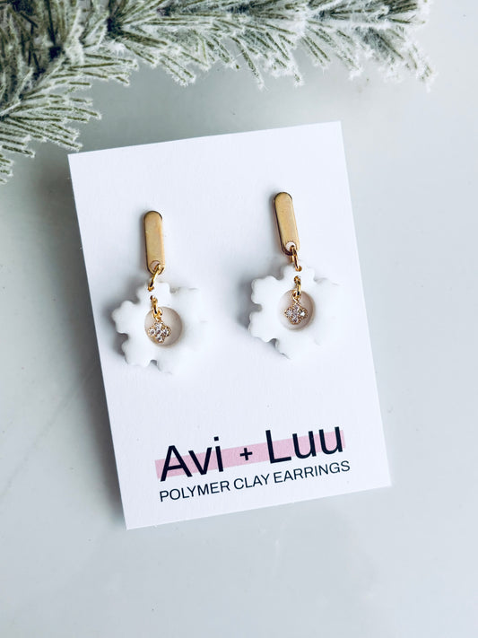 Snowflake w/gem Dangle