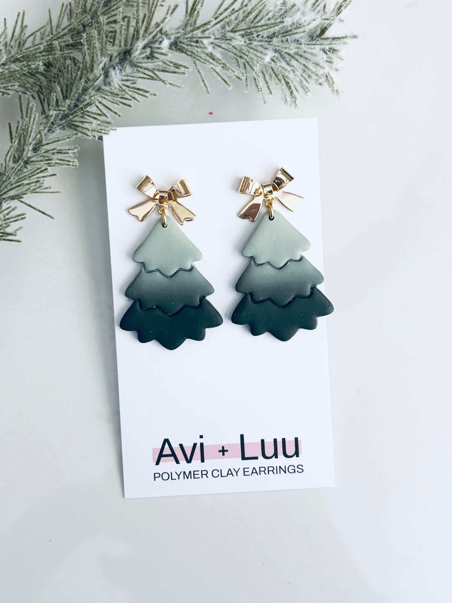 Ombre Tree Dangle